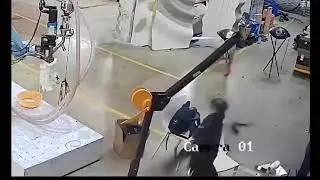 Humanoid Robot Goes Crazy!