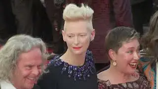 'Three Thousand Years of Longing' stars walk red carpet