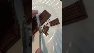 Infinite Chocolate bar trick on regular size Hersheys.