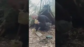 A Primitive Rock Oven in a Survival Shelter #survival #primitive #bushcraft #shelter #camping #diy