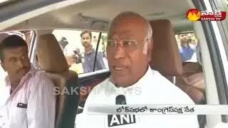 Karnataka Assembly election 2018: Mallikarjun Kharge casts his vote in Kalburgi