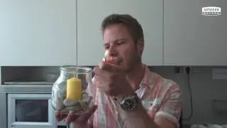 Kerze mit Spaghetti anz&uuml;nden - Life Hack mit Florian Weiss bei der ANTENNE BAYERN Halli-Galli-Gaudi
