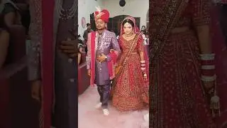 Dulha Dulhan Ki Dhamakedar Entry #shorts #wedding #fog #song #hindisong #entry  @miniphotostudio