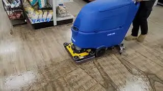 (LVP) Luxury Vinyl Plank Flooring Deep Cleaning
