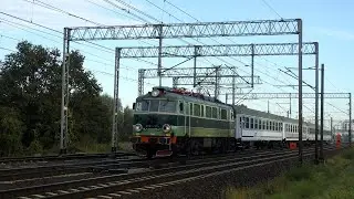 Zielona EP07-174 z TLK 74100/1 Ślązak do Katowic.