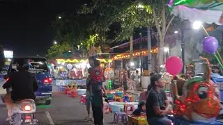 ANTUSIAS WARGA UNTUK BERMALAM MINGGUAN DI ALUN-ALUN, MEMBLUDAK!! 