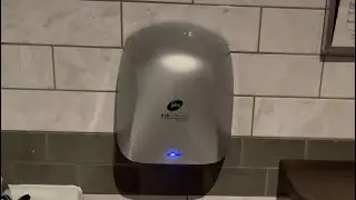PHS Airstream Vitesse Hand Dryer at Wetherspoons The Booking Office, Edinburgh 🚼