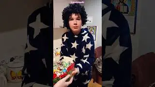 А вы едите в комнате? #helgaalexmasiki #tiktok #shorts #comedy #humor #subscribe #family #memes #sub