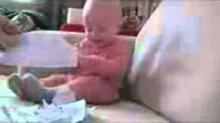 baby_laughing_hysterically_at_ripping_paper LOL!!.3gp