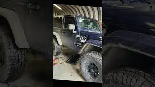 which looks better?  stock boards? none? Smittybilt #jeep #wrangler #Smittybilt #jeepwranglers