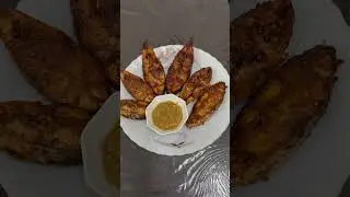Masala fried fish with tomato podina ki chutney #food #fried #fishfry #tasty