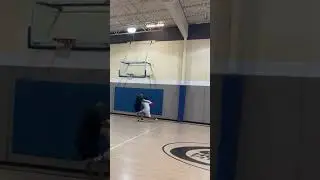 Behind the back downhill punch pivot reverse #basketball #nba #sports #training #workout #jusmyketv