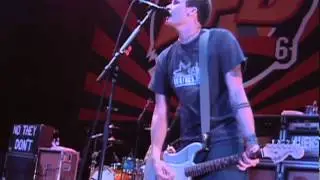 11 - All the small things - Blink-182 live at Mountain View, CA - Jun 18, 1999