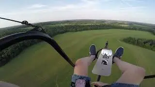 Sketchy take off in deep grass with no wind - Fresh Breeze Monster - Ohio Paramotor Trike Adventures