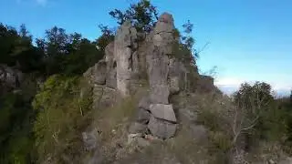 🚀 Mit 100 km/h durch den Steinbruch ballern &ndash; FPV-Drohne dodgt (fast )alles! 😂💥