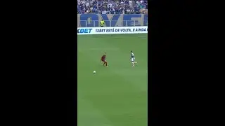 BERNAL LEVA COTOVELADA DE MATHEUS PEREIRA E SANGRA EM CAMPO | #shorts | ge.globo