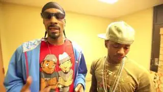 Snoop Dogg and Soulja Boy backstage - SNOOP DOGG is wearing SERIOUS PIMP Sunglasses!