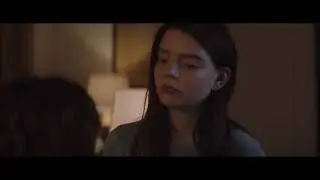 Thoroughbreds movie scene - Amanda shows Lily how to fake cry