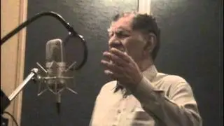 Anand Bakshi, Singing at Mukta Arts studio- CHARAS and AMRIT songs. (1998/1999)