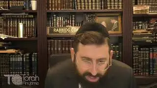 Mishna Berura DH Siman 28 Seif 1-2 Frequently Touching Tefillin So As Not To Divert One's Attention