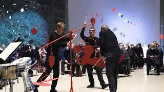 Performance of Earle Brown's Calder Piece, 1963–1966, and Terry Riley's In C, 1964 (2021)