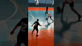 Esqueceram como faz pra chutar #futebol #futsal #futsalskills #futsalhighlights