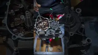 bike repair shop 🧑&zwj;🔧 super Splendor full engine 🪛 @Salim_malik_13 #bikemaintain #bikerepair