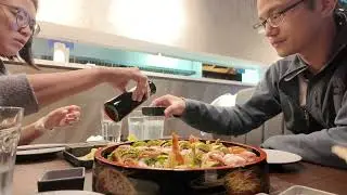 Eating American Style Sushi with Mr. P - the Crazy Dragon Tray is pretty good!!