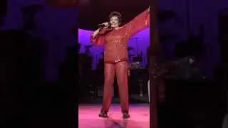 Liza Minnelli &mdash; Have Yourself a Merry Little Christmas #broadway #judygarland #christmas