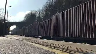 66731 Captain Tom Moore powers through Winchester
