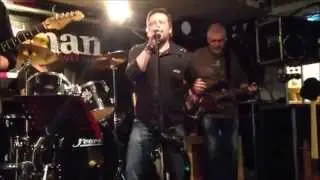 Pride and joy (SRV) cover by Upman Electric Blues Band live at Club Stormy Monday