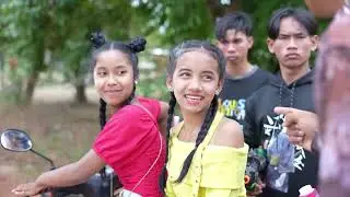 គេដើរលេងចូលឆ្នាំបានជួបរហូត