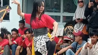 Ongkek kanan kiri || Bunga|| Babak mendem Turonggo Satrio #jaranan #jathilankeren #kudalumping #ebeg
