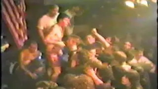 agnostic front bernards pub laffinstock saint louis stl st. louis punk hardcore
