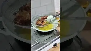 Bebek kremes sambal pecak + tumis kangkung bakso,menu rumahan yang gak pernah gagal😍