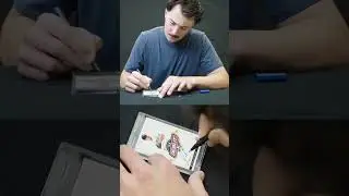 Paul Skenes signs his 1/1 Debut Patch card!! ✍️🔥