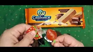 ASMR Chocolate, Wafers and Cookies Eating ASMR Sounds Chupa Chups, WafersSatisfying Chocolat