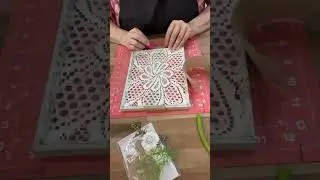 DIY wall decor | Dollar Tree doilies | picture frame cross #crafting #howto #dollartree #diycrafts