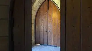 Walking: Frost Chapel (Berry College)