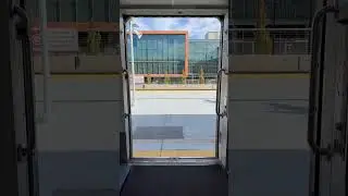Caltrain ex-Metrolink Bombardier BiLevel Car Doors Opening & Closing