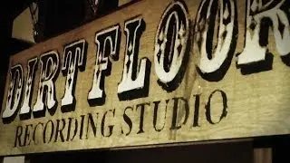 Live - From Dirt Floor - Pilot (Test/Episode000) - James Maple/Samantha Harlow/Elli Perry