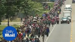 Central American migrant caravan reaches Mexico's southern border