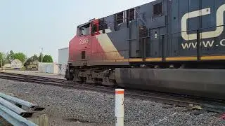 CN 2928 M357 at Ladysmith on 5-21-23