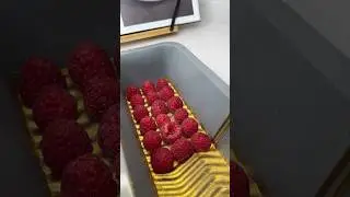 Гигантский дубайский шоколад.