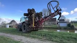 Fendt 826 Vario ready to fertilize | Fendt Vario | Sleepslangen | #fendt #tractor #farming SUBSCRIBE