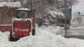 Flagstaff tries to dig itself out amid big winter storm