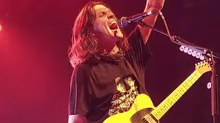 James Bay - When We Were On Fire (Paris 🇨🇵 16 Novembre 2022 LEAP Tour La Cigale 16-11-2022)