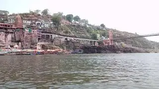 Narmada River and the Island of Mandhata. Welcome to Omkareshwar.