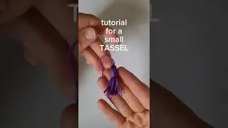 Tutorial for a small Tassel made from (scrap) yarn. #yarn #tutorial #scrapyarn #diy