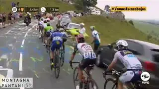 The unsanctioned bottle of Romain Bardet